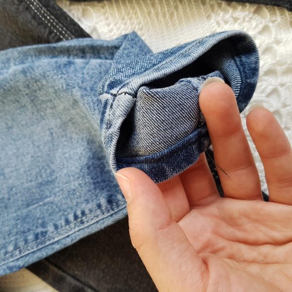 شلوار جین مام استایل طرح گل